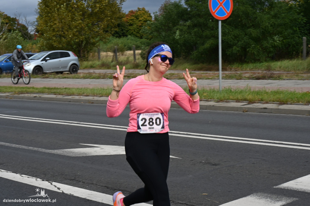 12. Półmaraton Włocławek: zawodnicy na trasie