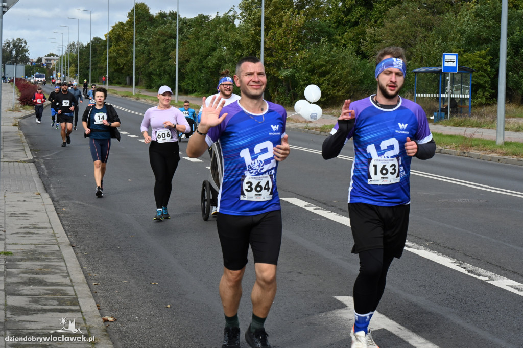 12. Półmaraton Włocławek: zawodnicy na trasie