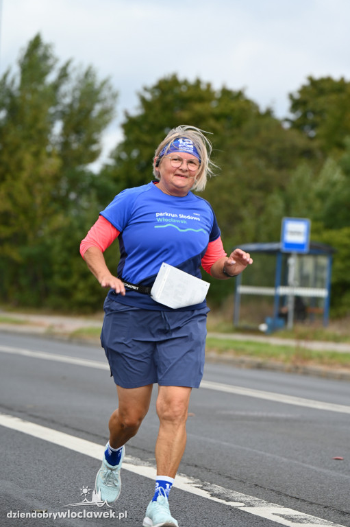 12. Półmaraton Włocławek: zawodnicy na trasie