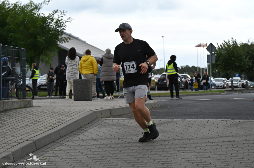 12. Półmaraton Włocławek: zawodnicy na trasie