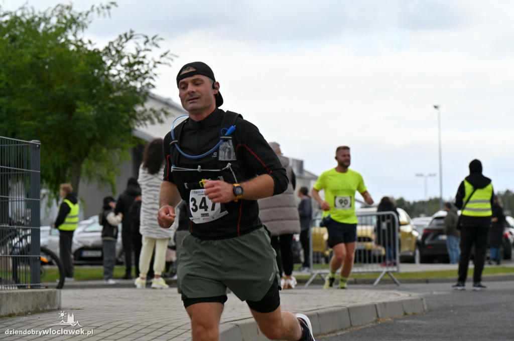 12. Półmaraton Włocławek: zawodnicy na trasie