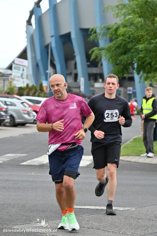 12. Półmaraton Włocławek: zawodnicy na trasie