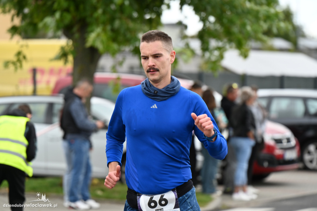 12. Półmaraton Włocławek: zawodnicy na trasie