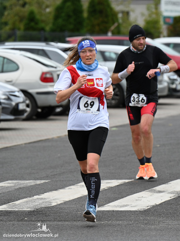 12. Półmaraton Włocławek: zawodnicy na trasie