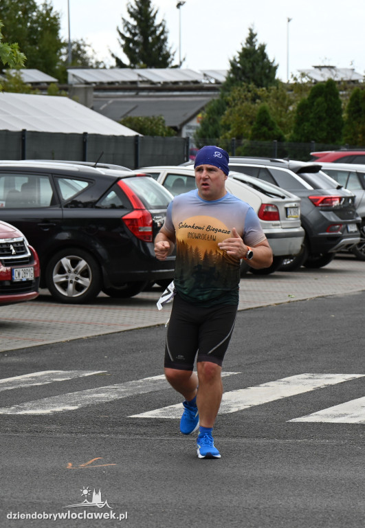 12. Półmaraton Włocławek: zawodnicy na trasie