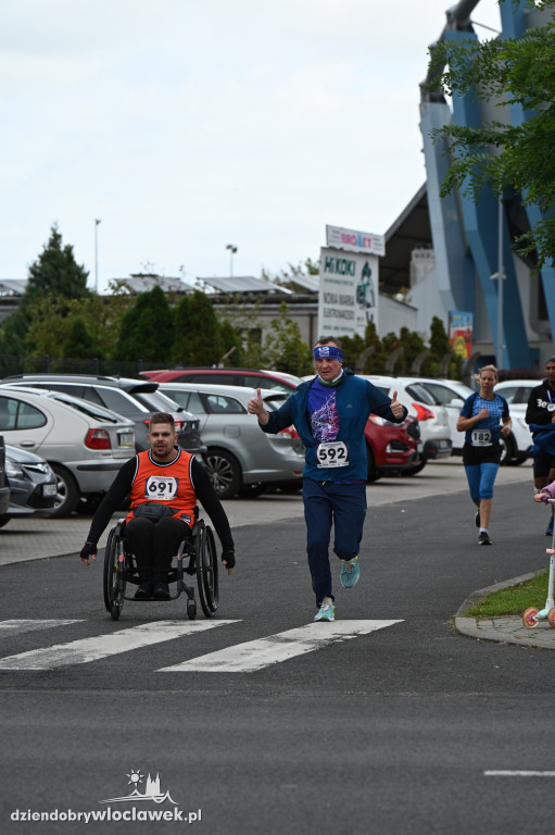 12. Półmaraton Włocławek: zawodnicy na trasie