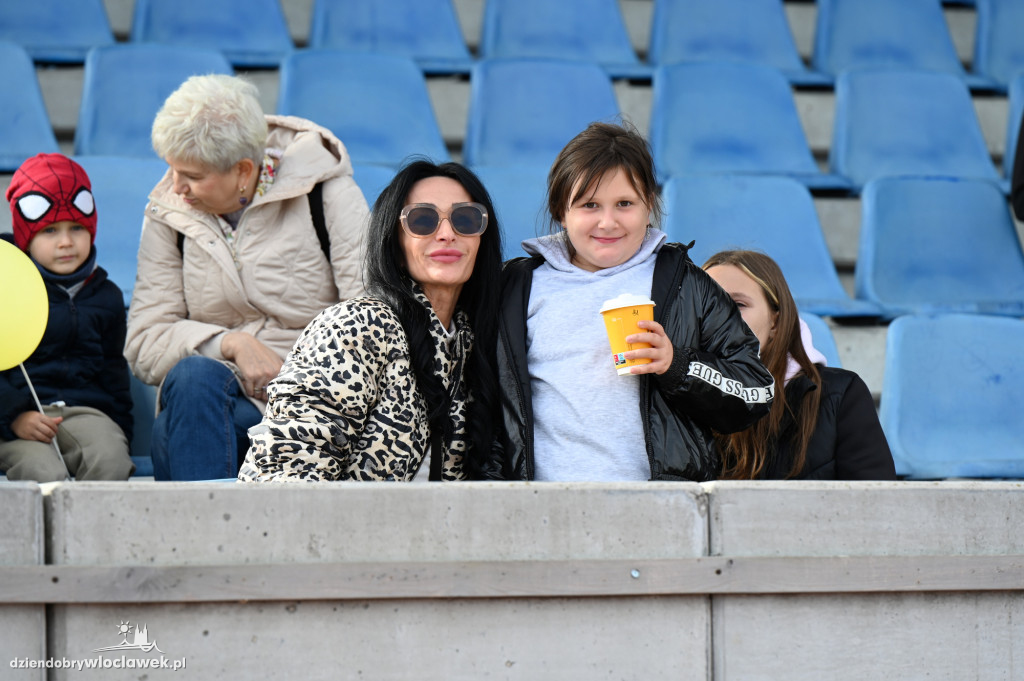 12. Półmaraton Włocławek: zawodnicy na mecie