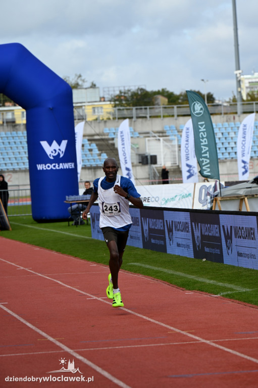 12. Półmaraton Włocławek: zawodnicy na mecie