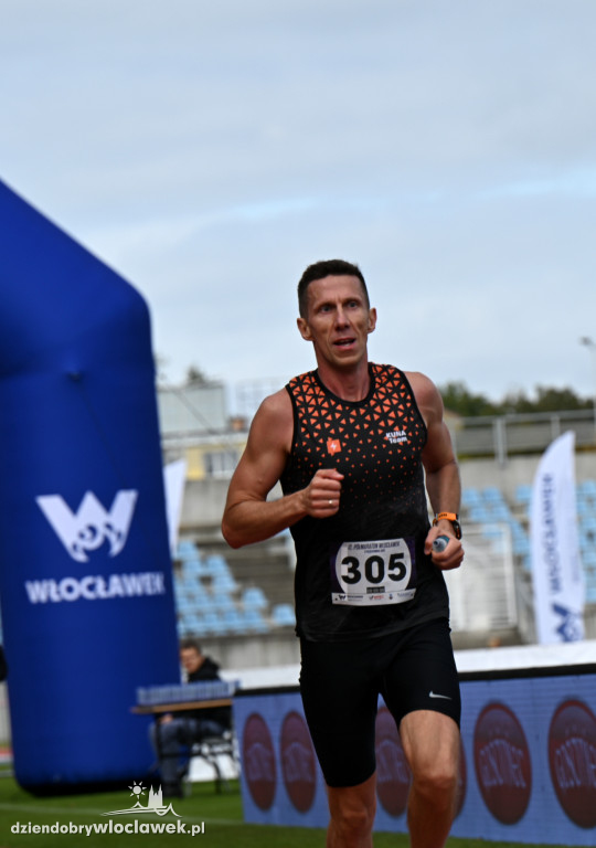 12. Półmaraton Włocławek: zawodnicy na mecie