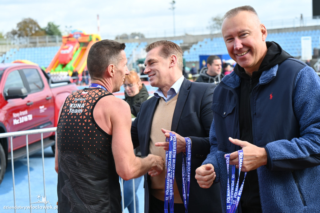 12. Półmaraton Włocławek: zawodnicy na mecie