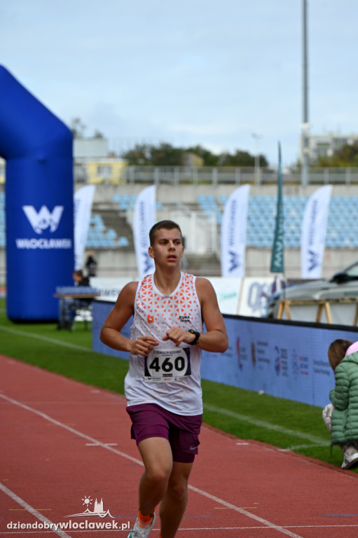 12. Półmaraton Włocławek: zawodnicy na mecie