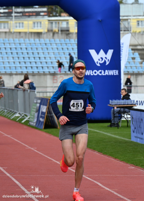 12. Półmaraton Włocławek: zawodnicy na mecie