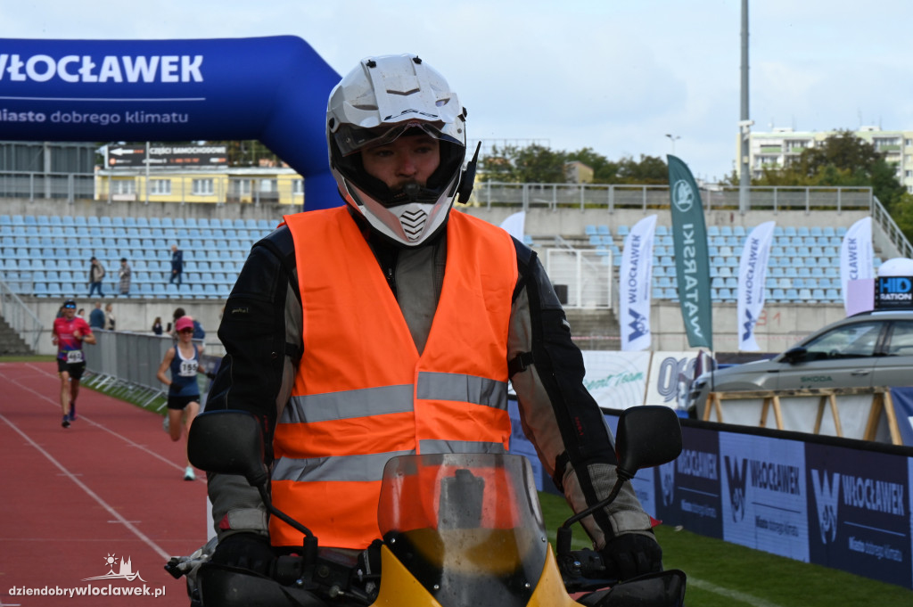 12. Półmaraton Włocławek: zawodnicy na mecie