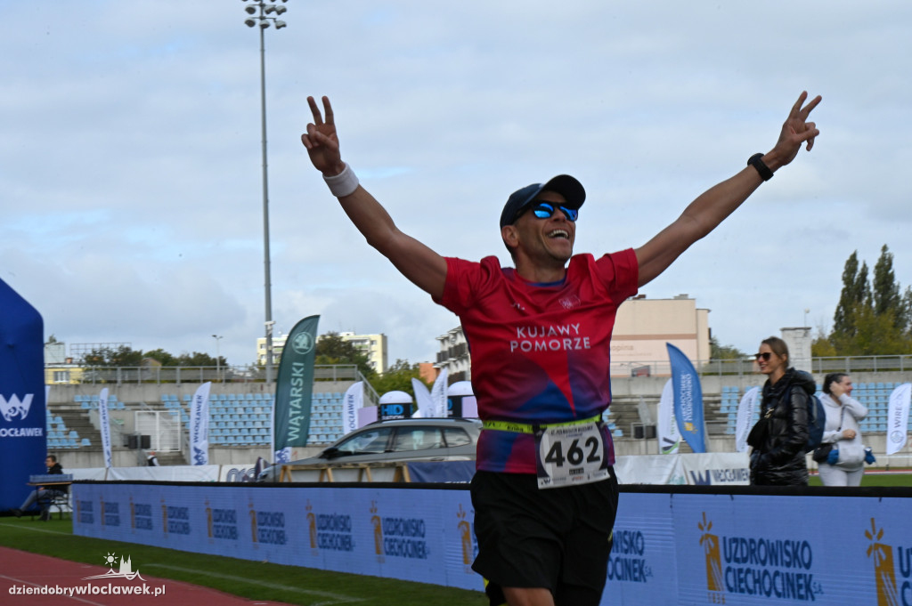12. Półmaraton Włocławek: zawodnicy na mecie