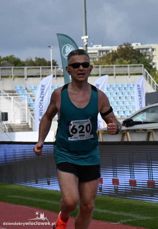 12. Półmaraton Włocławek: zawodnicy na mecie