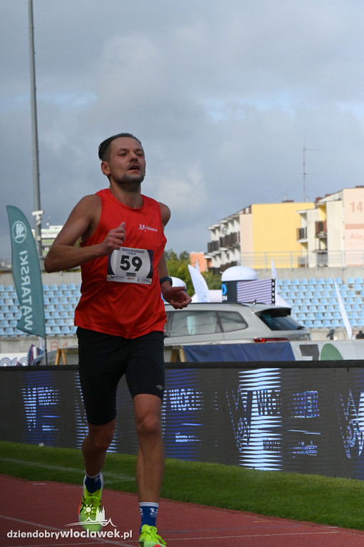 12. Półmaraton Włocławek: zawodnicy na mecie