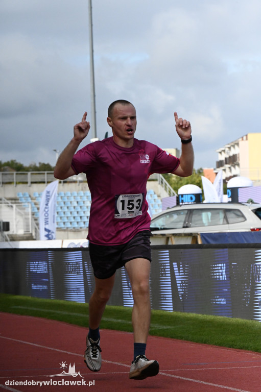 12. Półmaraton Włocławek: zawodnicy na mecie
