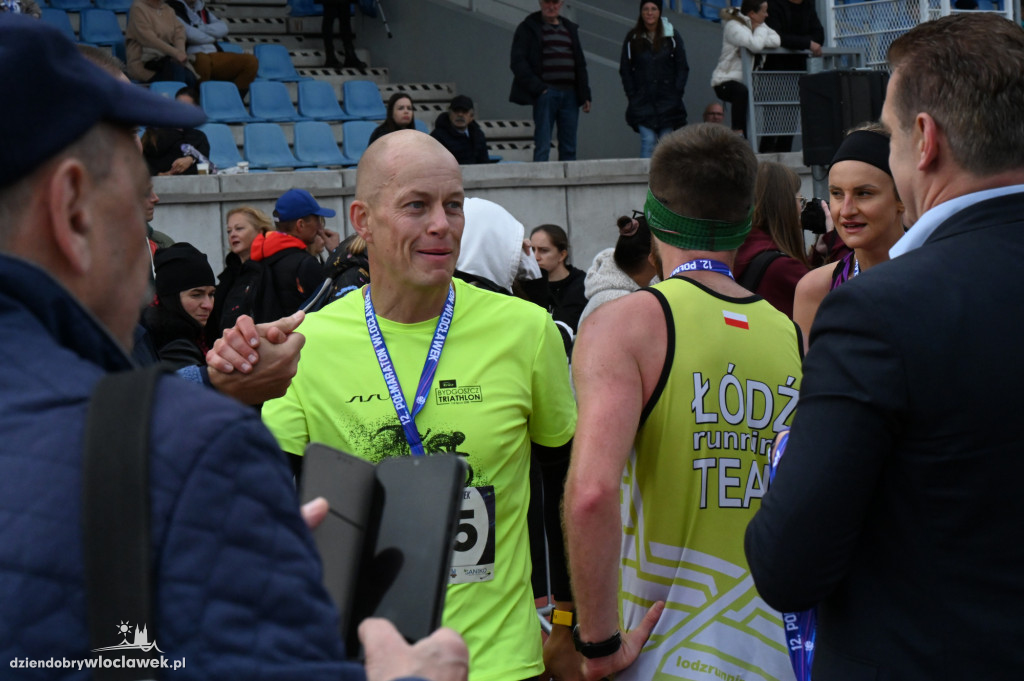 12. Półmaraton Włocławek: zawodnicy na mecie