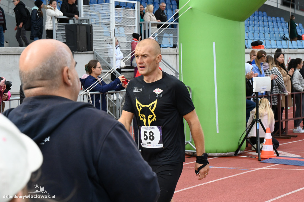 12. Półmaraton Włocławek: zawodnicy na mecie