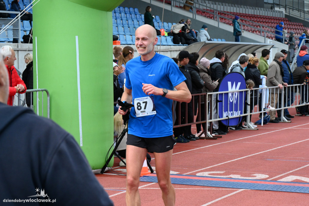 12. Półmaraton Włocławek: zawodnicy na mecie
