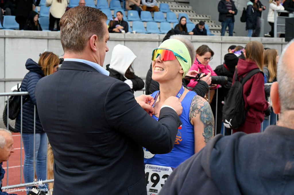 12. Półmaraton Włocławek: zawodnicy na mecie