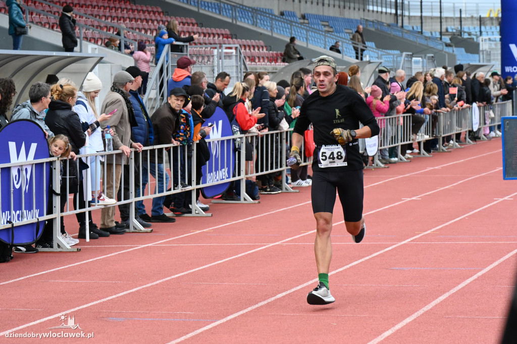 12. Półmaraton Włocławek: zawodnicy na mecie