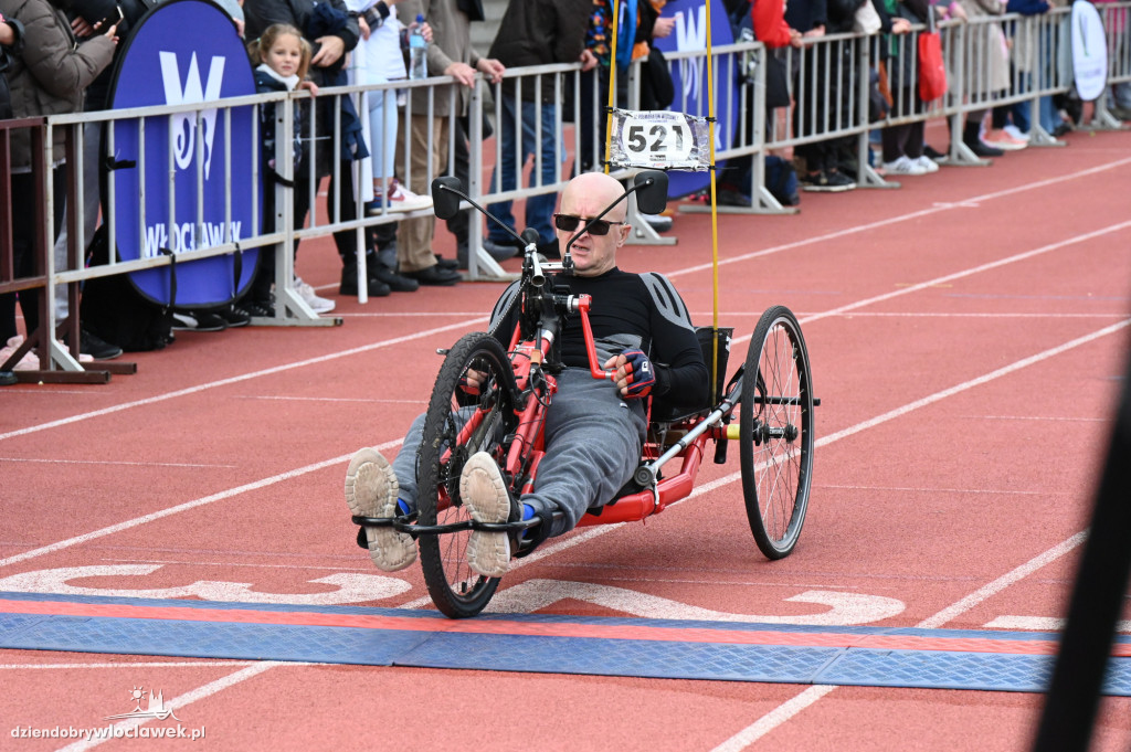 12. Półmaraton Włocławek: zawodnicy na mecie
