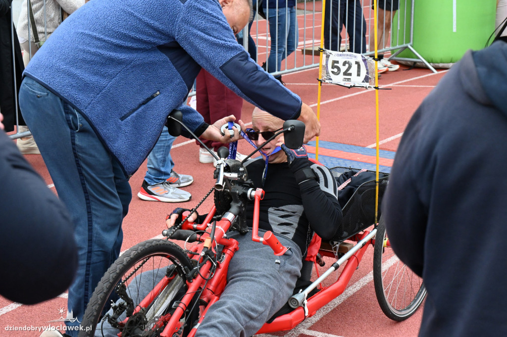 12. Półmaraton Włocławek: zawodnicy na mecie