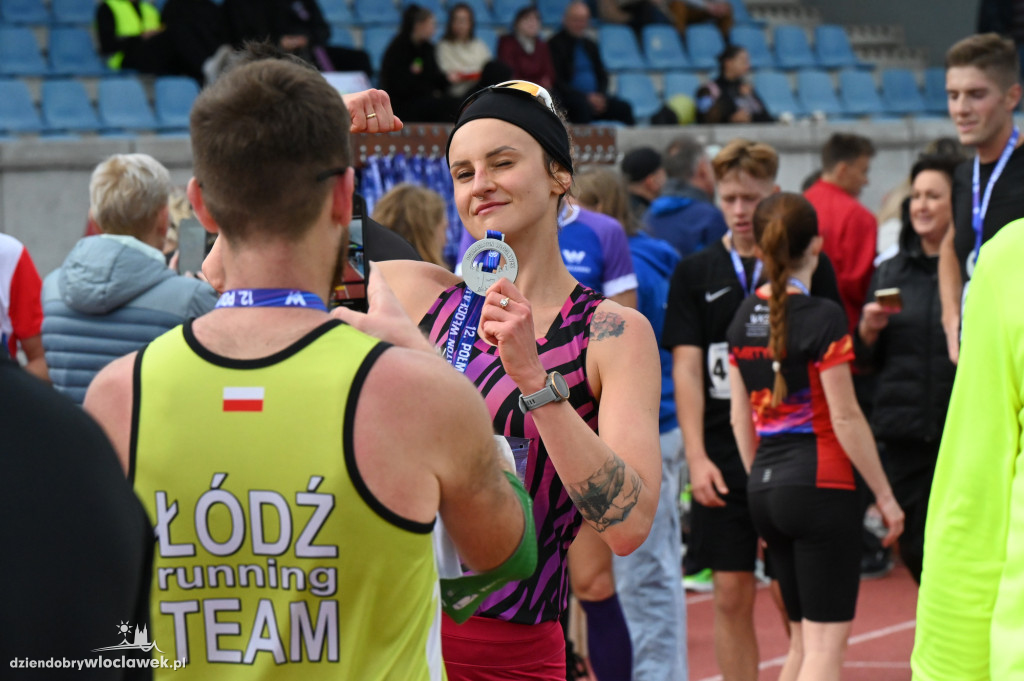 12. Półmaraton Włocławek: zawodnicy na mecie