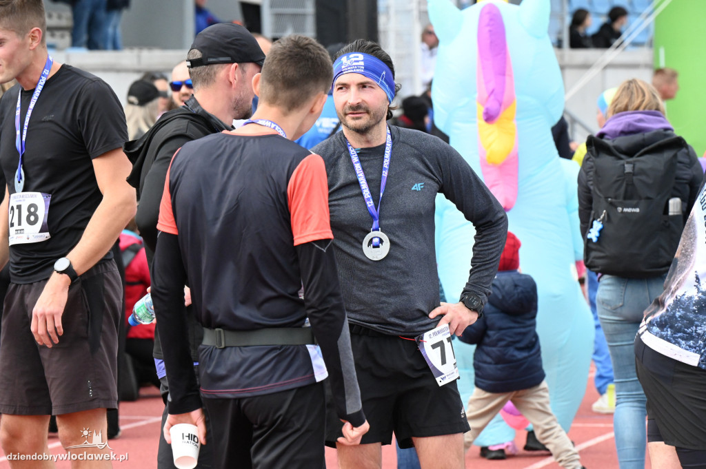 12. Półmaraton Włocławek: zawodnicy na mecie