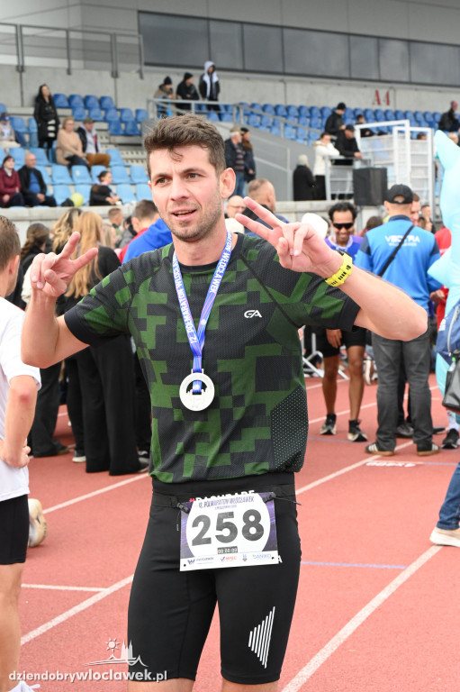 12. Półmaraton Włocławek: zawodnicy na mecie