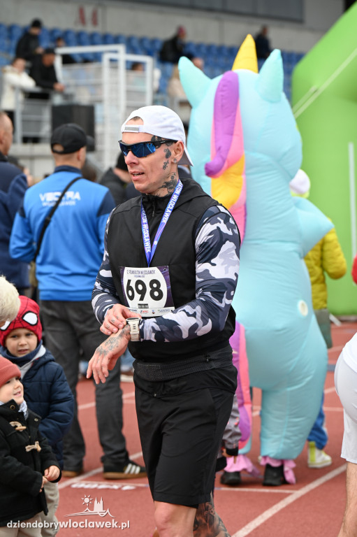 12. Półmaraton Włocławek: zawodnicy na mecie