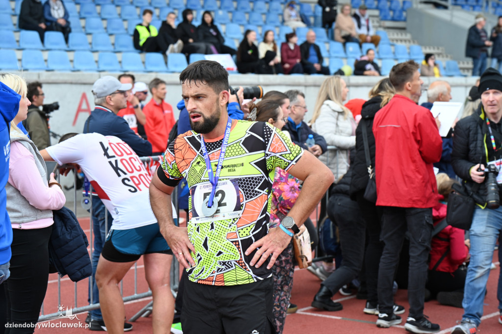12. Półmaraton Włocławek: zawodnicy na mecie