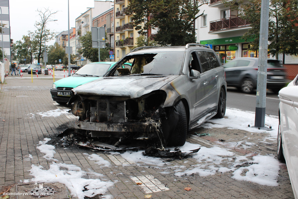 Na Św. Antoniego spłonął mercedes
