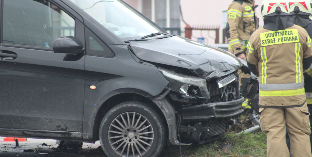 Wypadek na głównej ulicy Wieńca