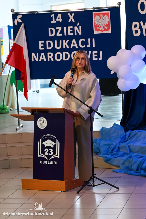 Nauczyciele i pracownicy szkół z wyróżnieniami