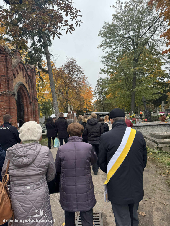 Pogrzeb dzieci zmarłych przed urodzeniem