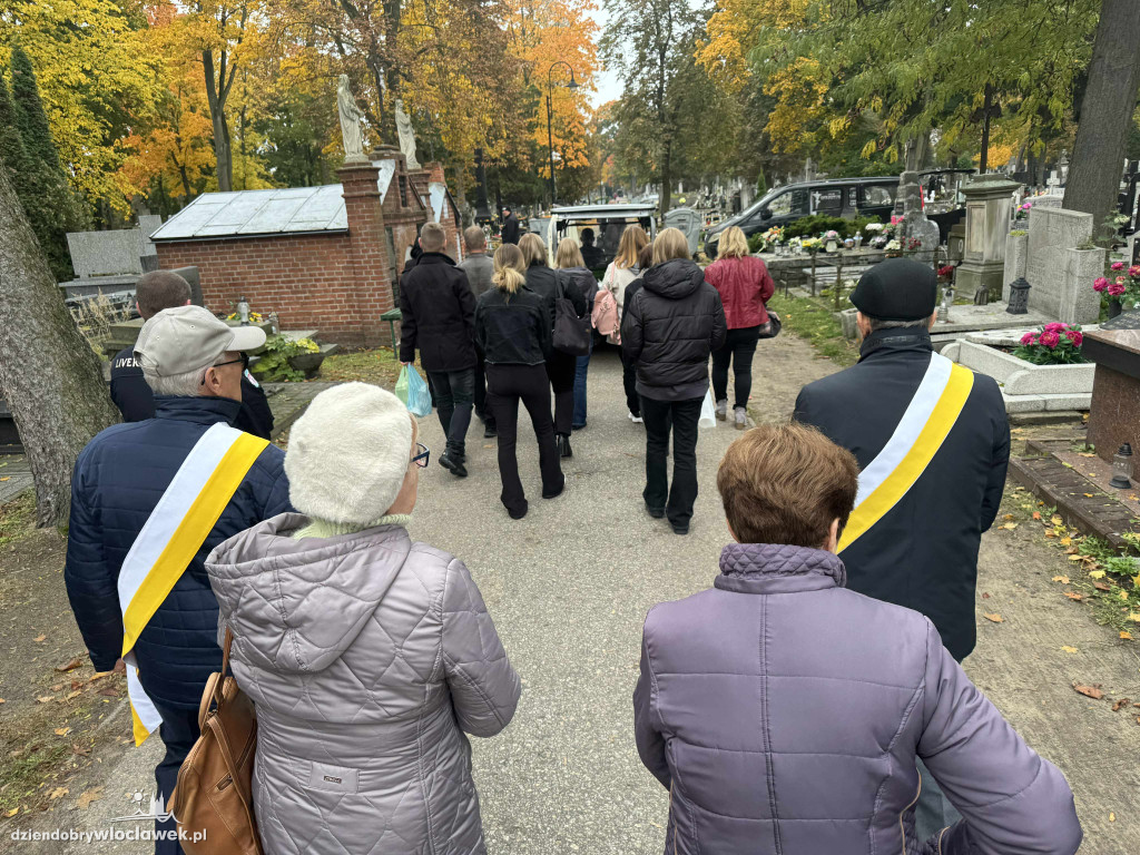 Pogrzeb dzieci zmarłych przed urodzeniem
