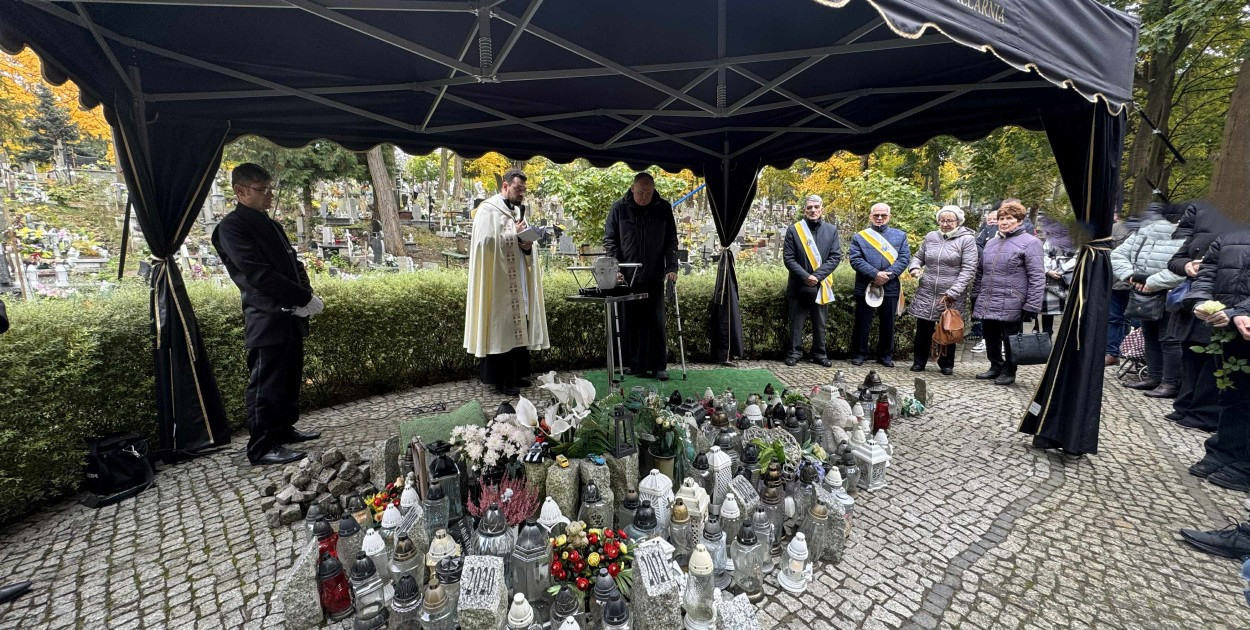 Pogrzeb dzieci zmarłych przed urodzeniem