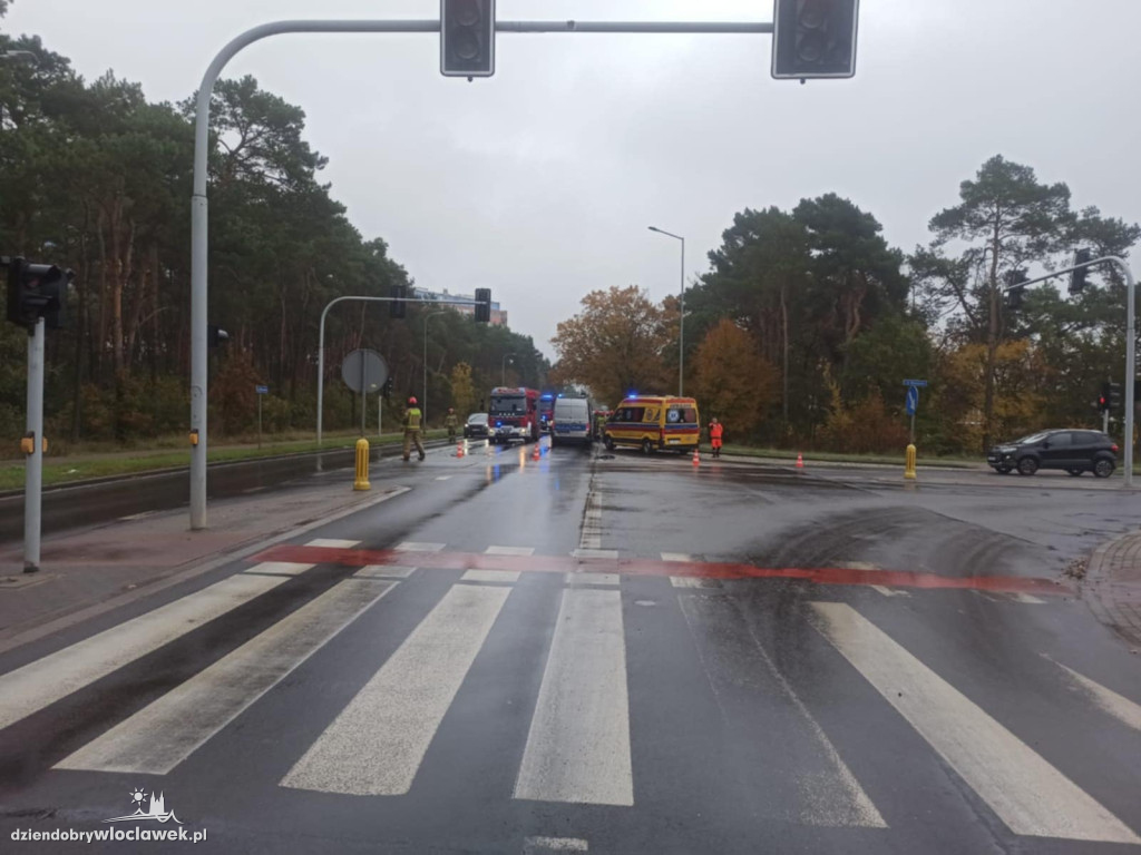 Wypadek na skrzyżowaniu Wieniecka - Obwodowa