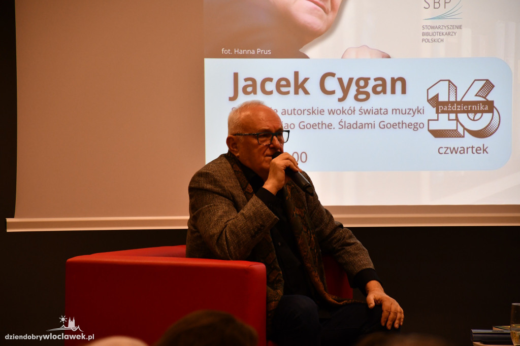 Jacek Cygan w Bibliotece Miejskiej we Włocławku