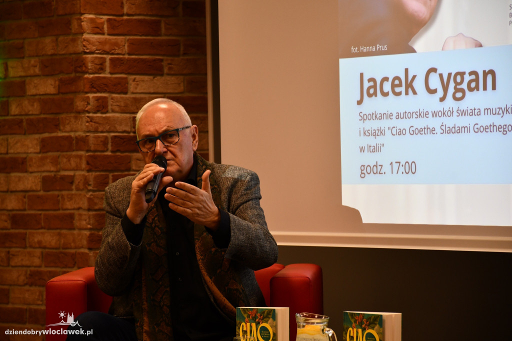 Jacek Cygan w Bibliotece Miejskiej we Włocławku