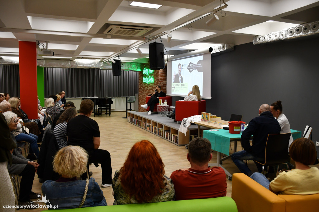 Michał Figurski w Miejskiej Bibliotece Publicznej