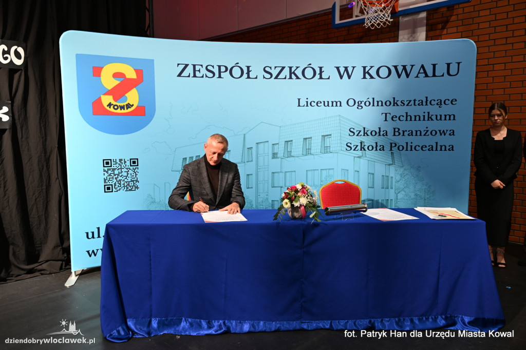 Powiatowo-Miejskie Obchody Dnia Edukacji Narodowej w Kowalu