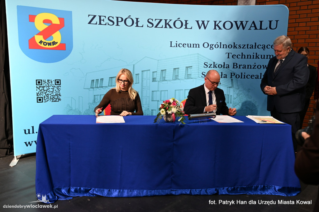 Powiatowo-Miejskie Obchody Dnia Edukacji Narodowej w Kowalu