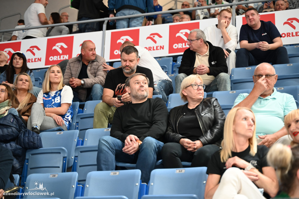  Anwil Włocławek gra z MKS-em Dąbrowa Górnicza