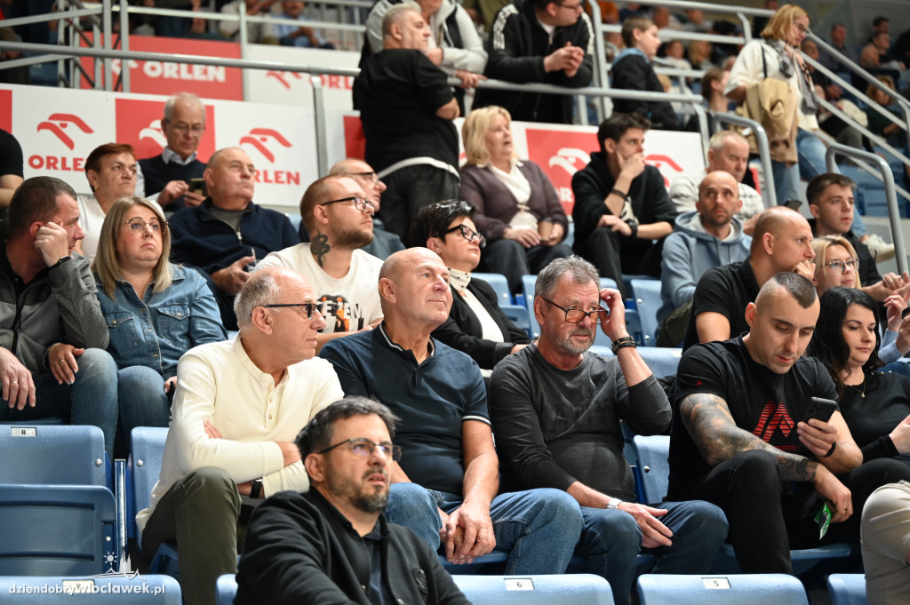  Anwil Włocławek gra z MKS-em Dąbrowa Górnicza