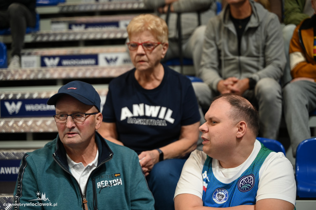 Anwil Włocławek gra z MKS-em Dąbrowa Górnicza