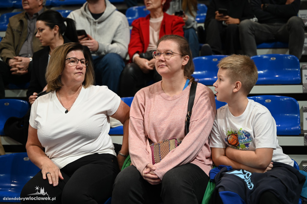  Anwil Włocławek gra z MKS-em Dąbrowa Górnicza