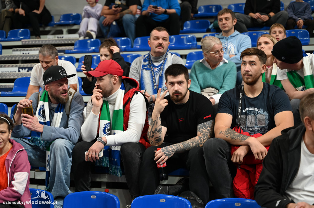  Anwil Włocławek gra z MKS-em Dąbrowa Górnicza
